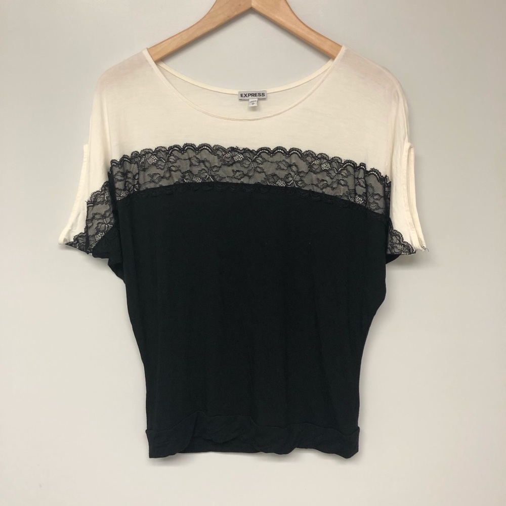 Express Small Shirt With Lace